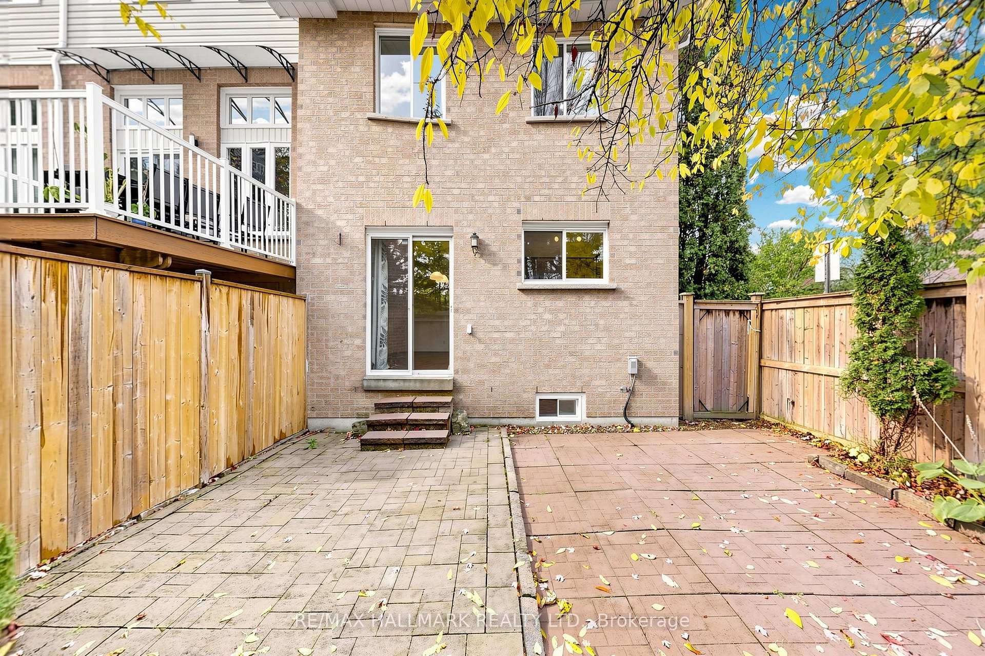 351 Riddell Court 1