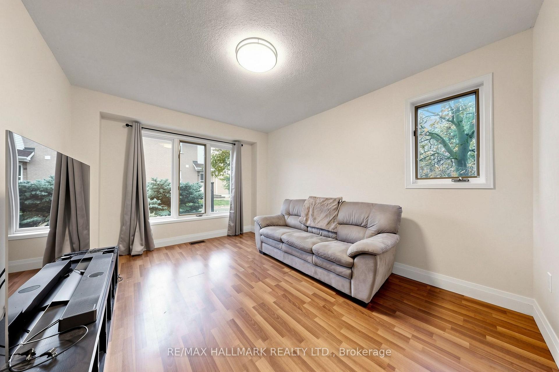 351 Riddell Court 1