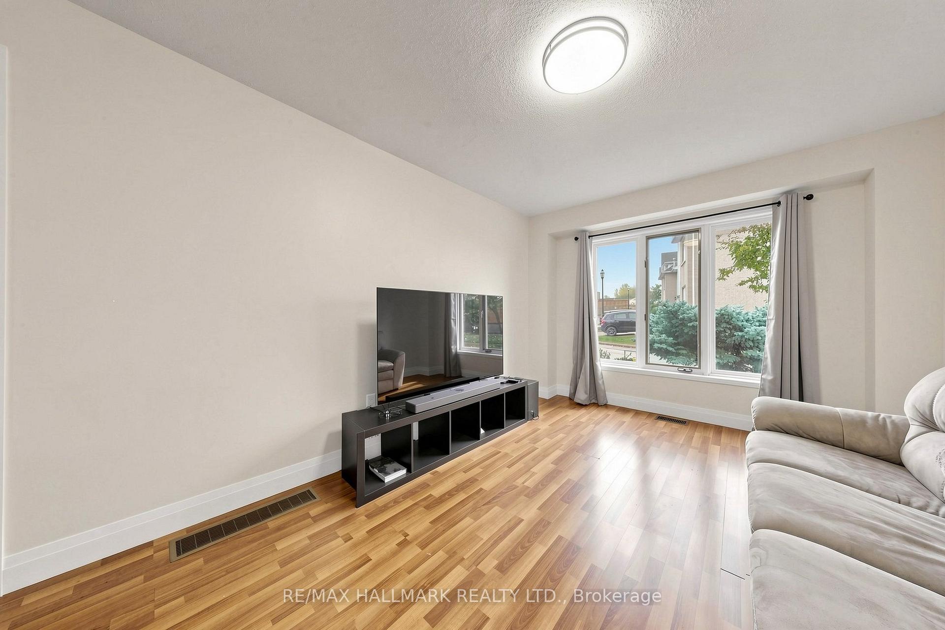 351 Riddell Court 1