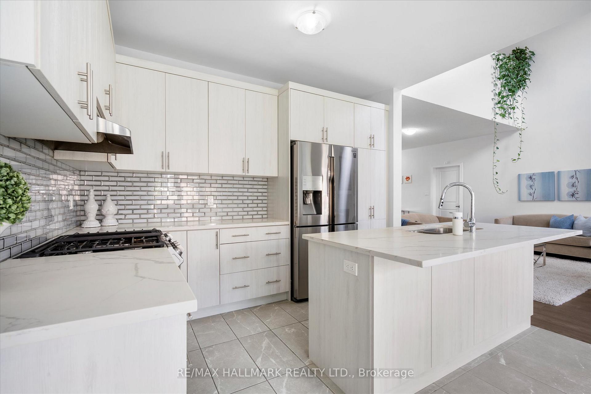 13 Tea Rose Road