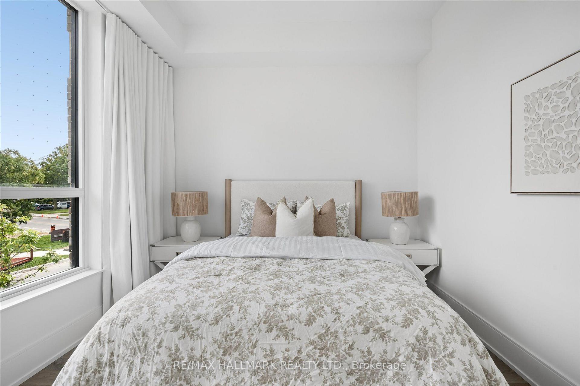 259 The Kingsway TH 6 Suite 122, Toronto Unit: TH 6 Suite 122
