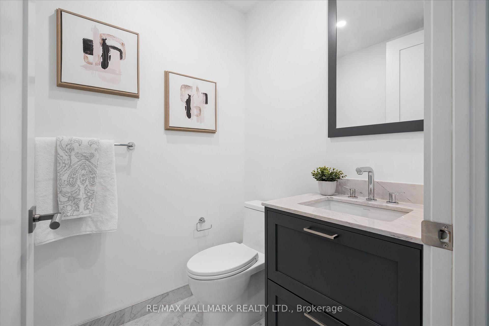 259 The Kingsway TH 6 Suite 122, Toronto Unit: TH 6 Suite 122