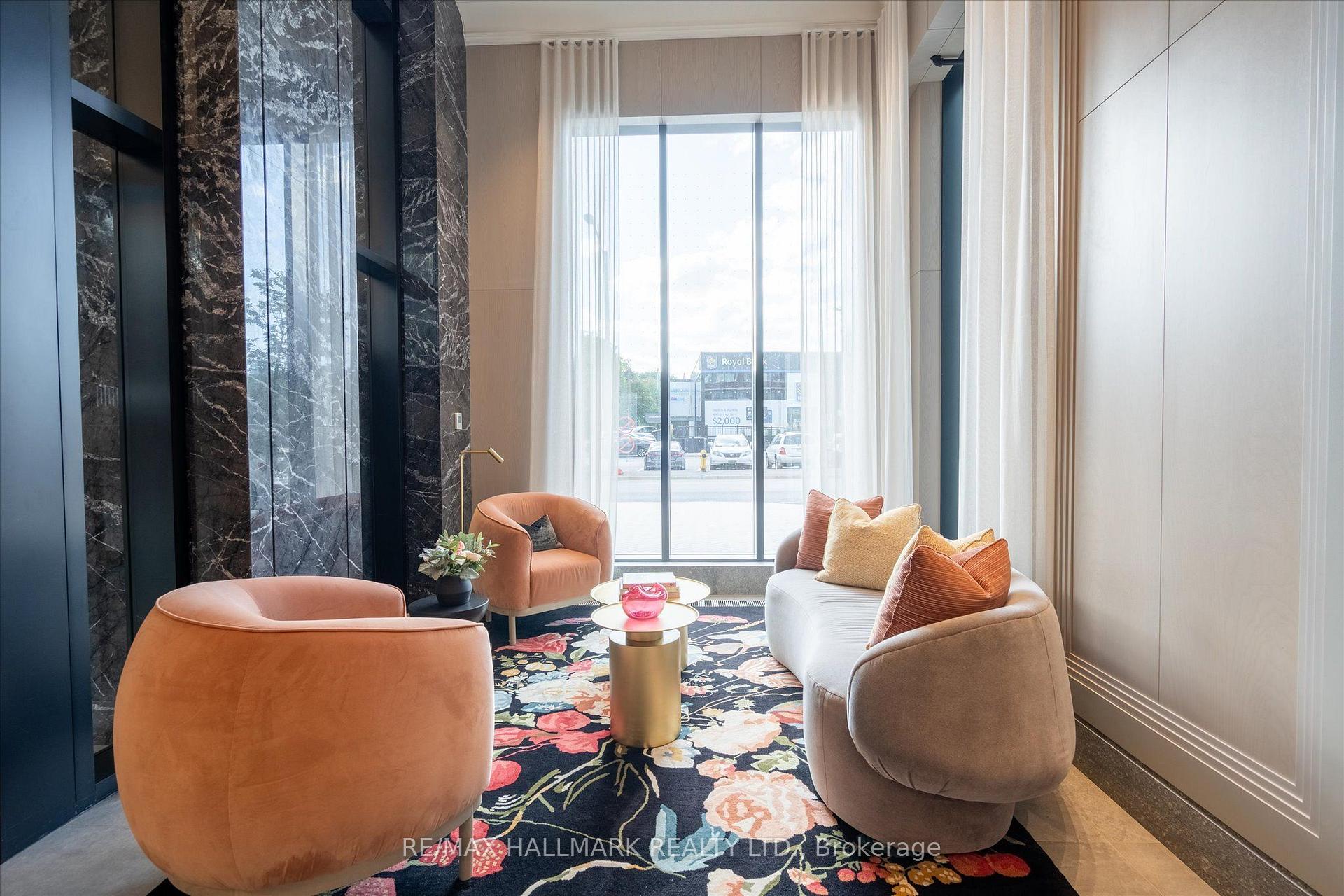 259 The Kingsway TH 6 Suite 122, Toronto Unit: TH 6 Suite 122