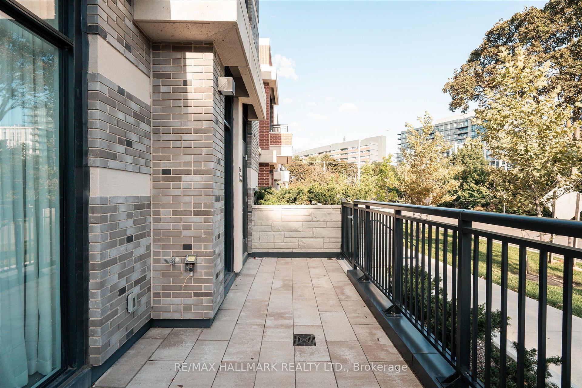 259 The Kingsway TH 6 Suite 122, Toronto Unit: TH 6 Suite 122