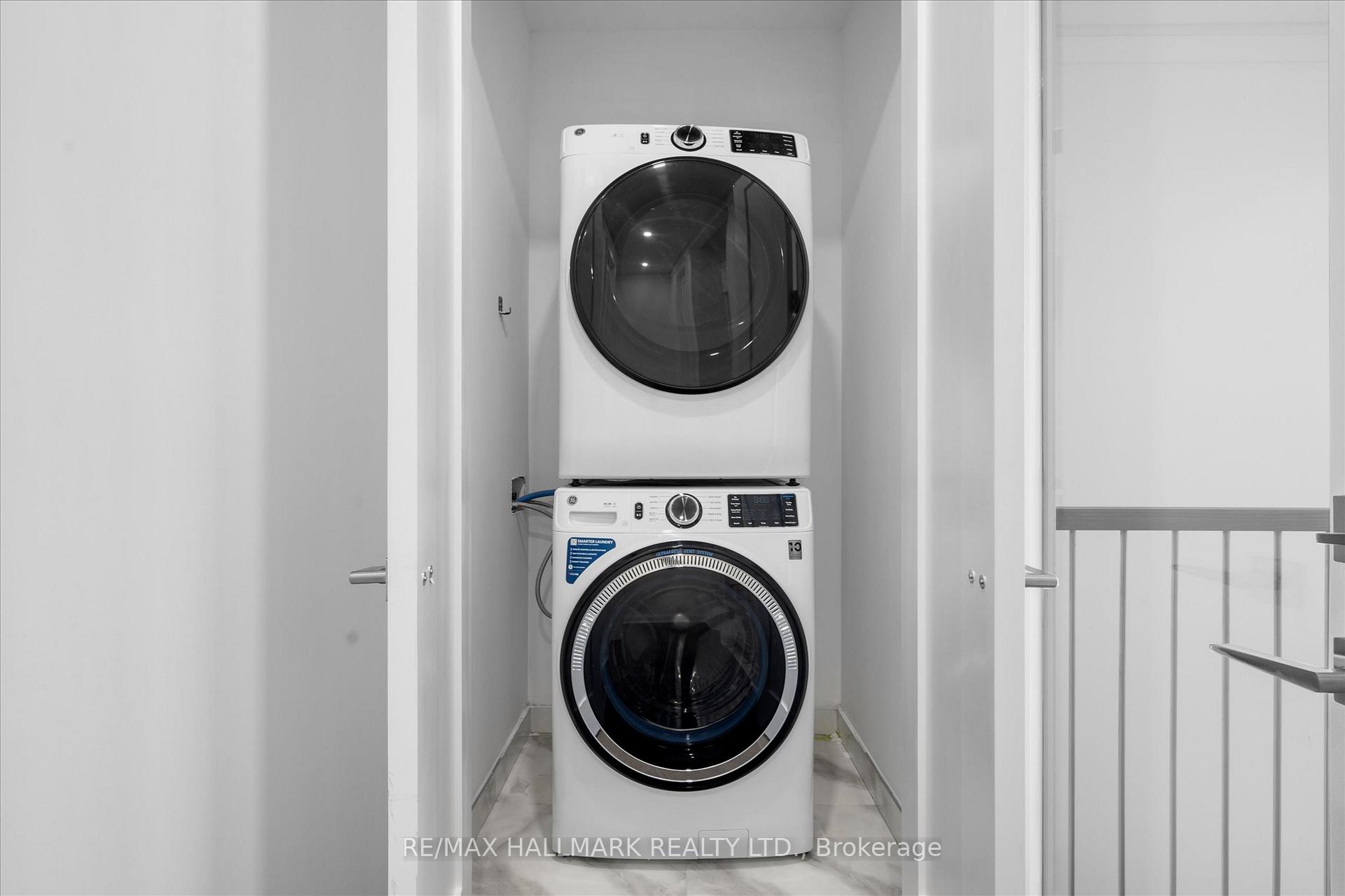 27 Antonio Court 1B, Toronto Unit: 1B