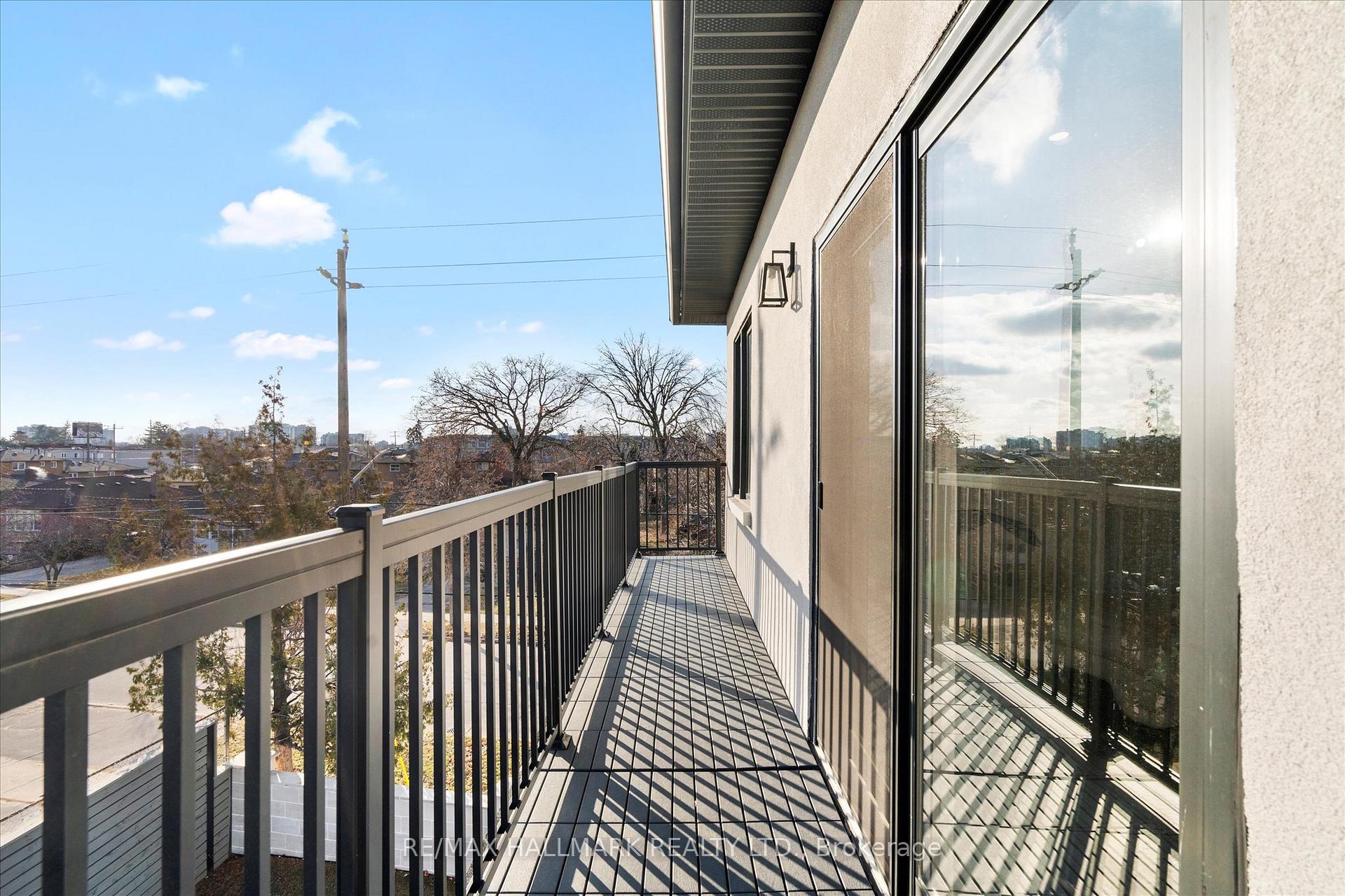27 Antonio Court 1B, Toronto Unit: 1B