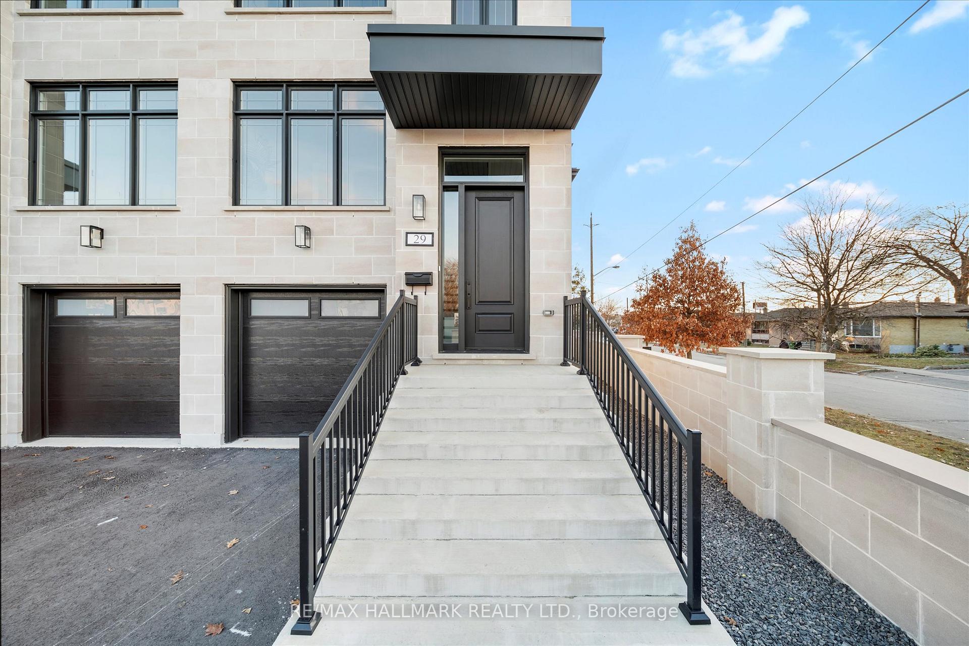 27 Antonio Court 1B, Toronto Unit: 1B