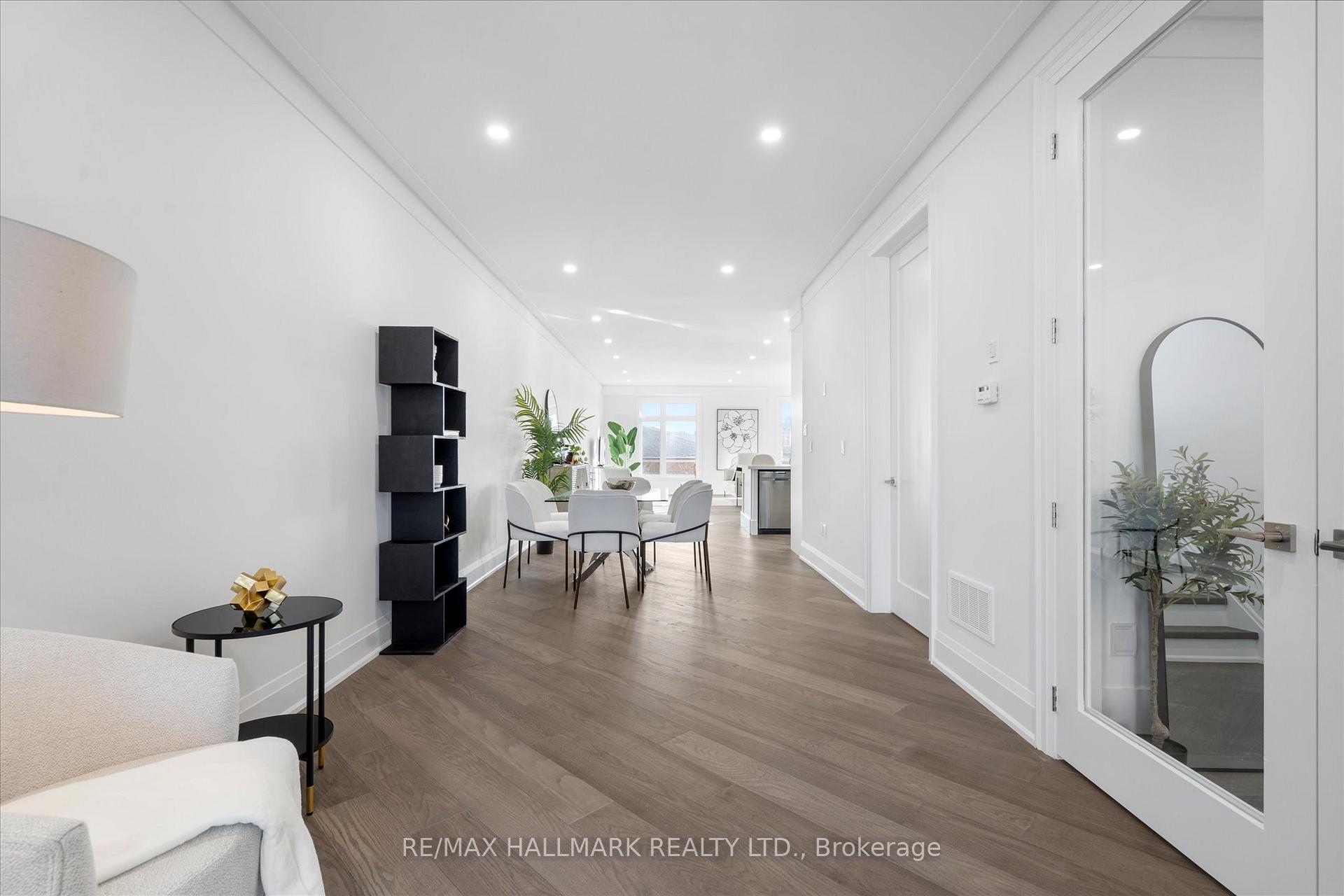 27 Antonio Court 1B, Toronto Unit: 1B