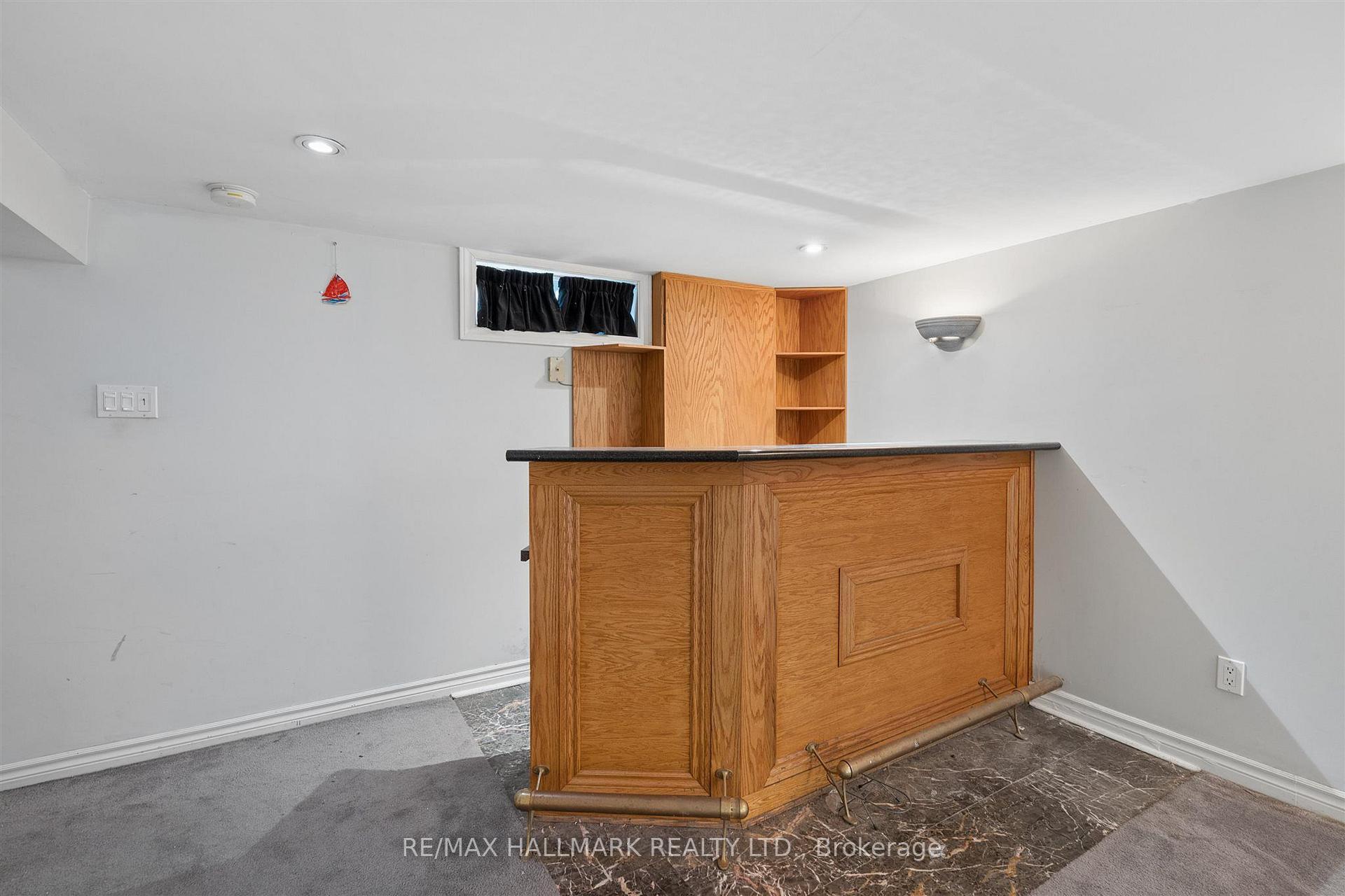 28 Finsbury Crescent, Toronto