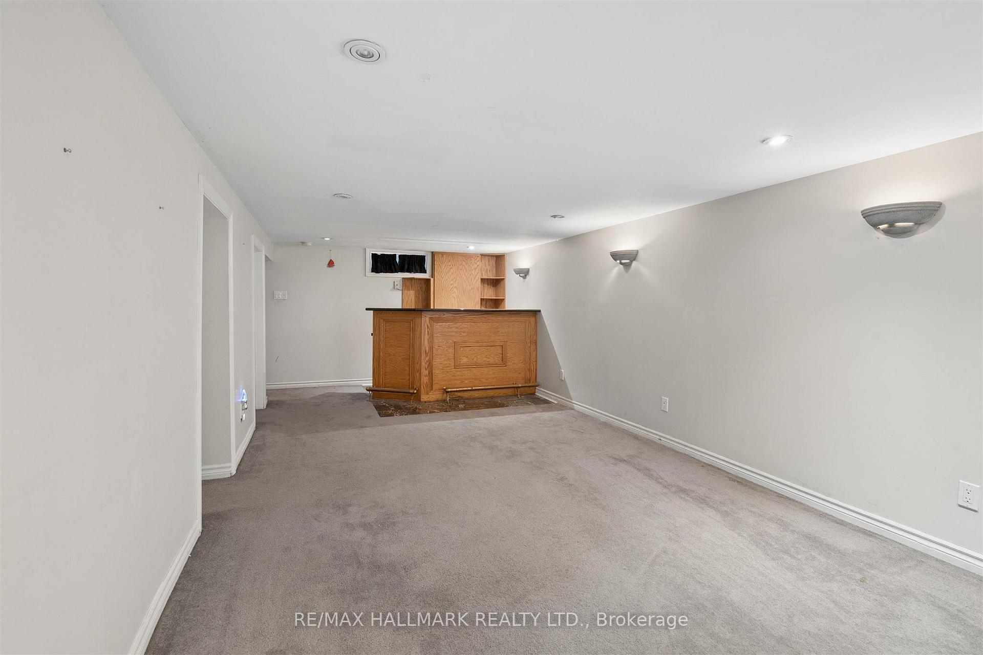 28 Finsbury Crescent, Toronto