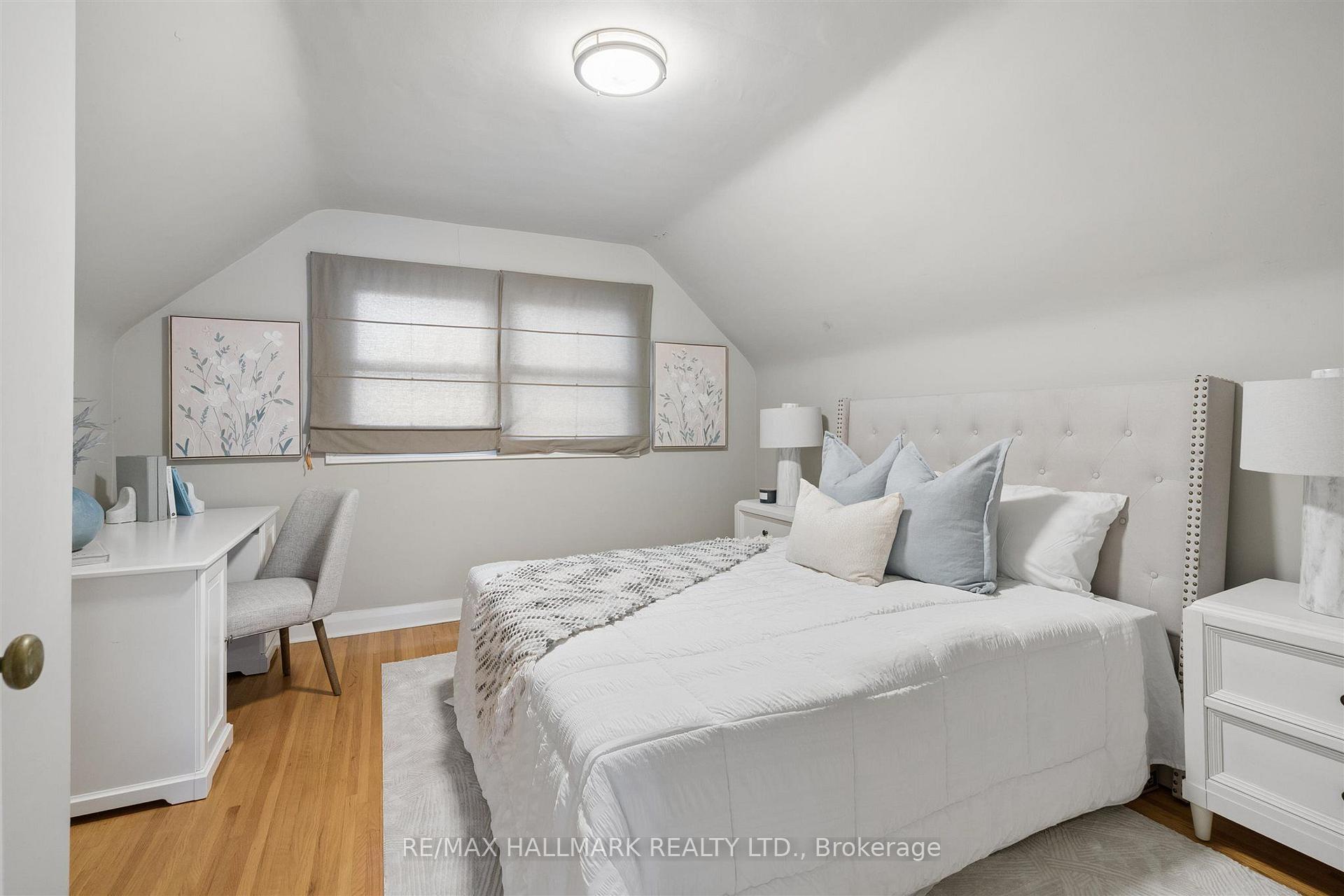 28 Finsbury Crescent, Toronto