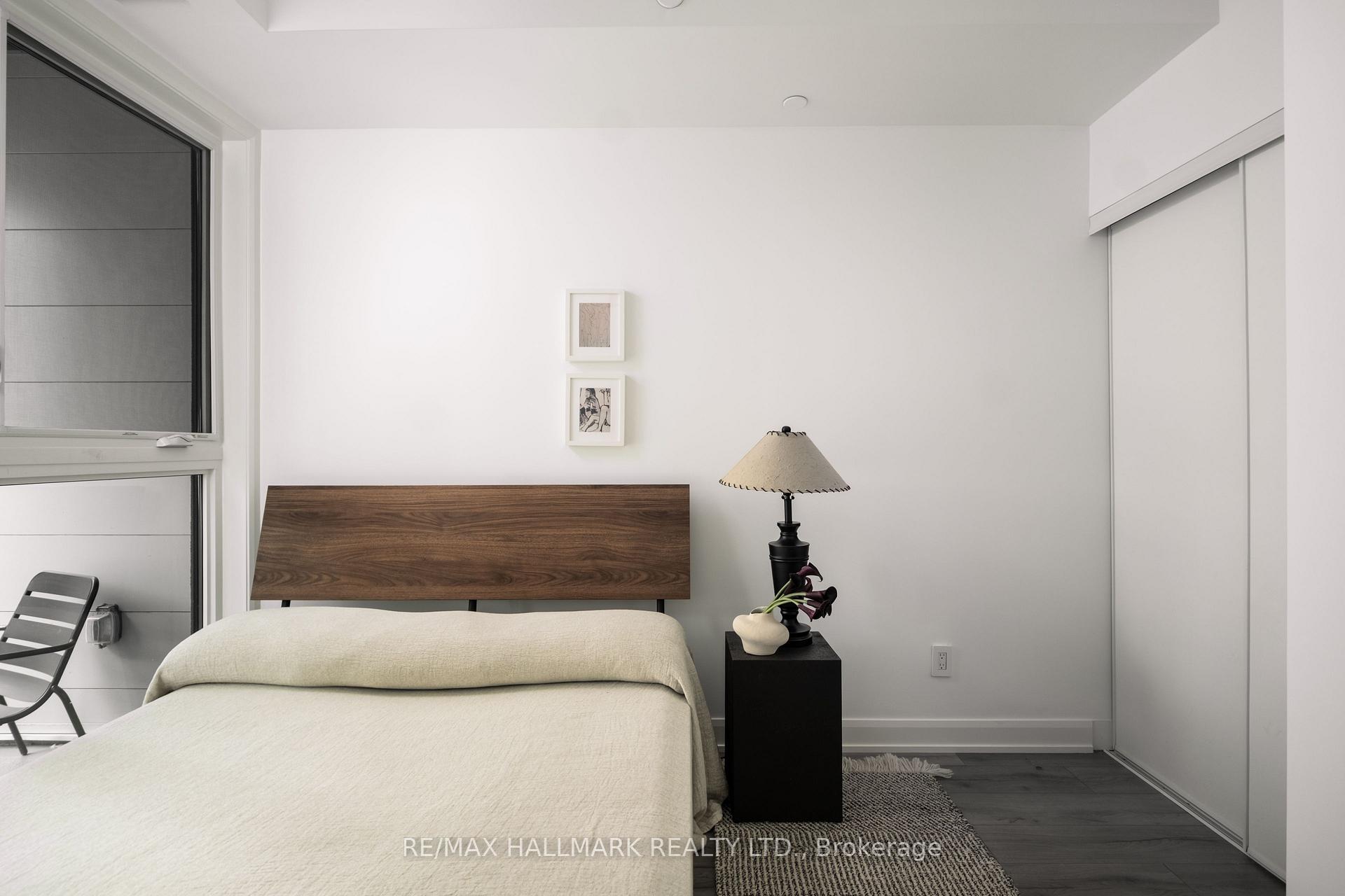 385 Osler Street N 406, Toronto Unit: 406