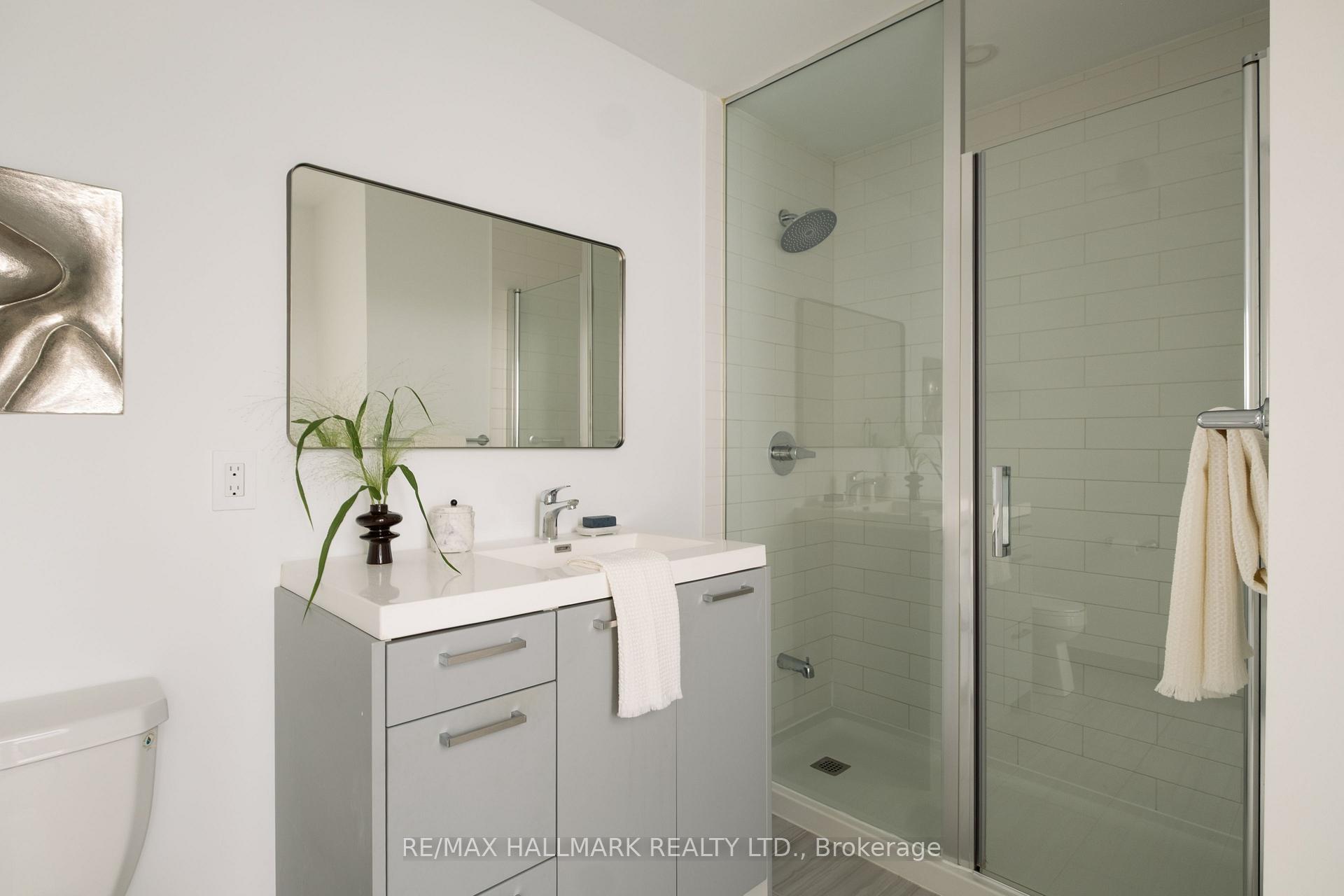 385 Osler Street N 406, Toronto Unit: 406