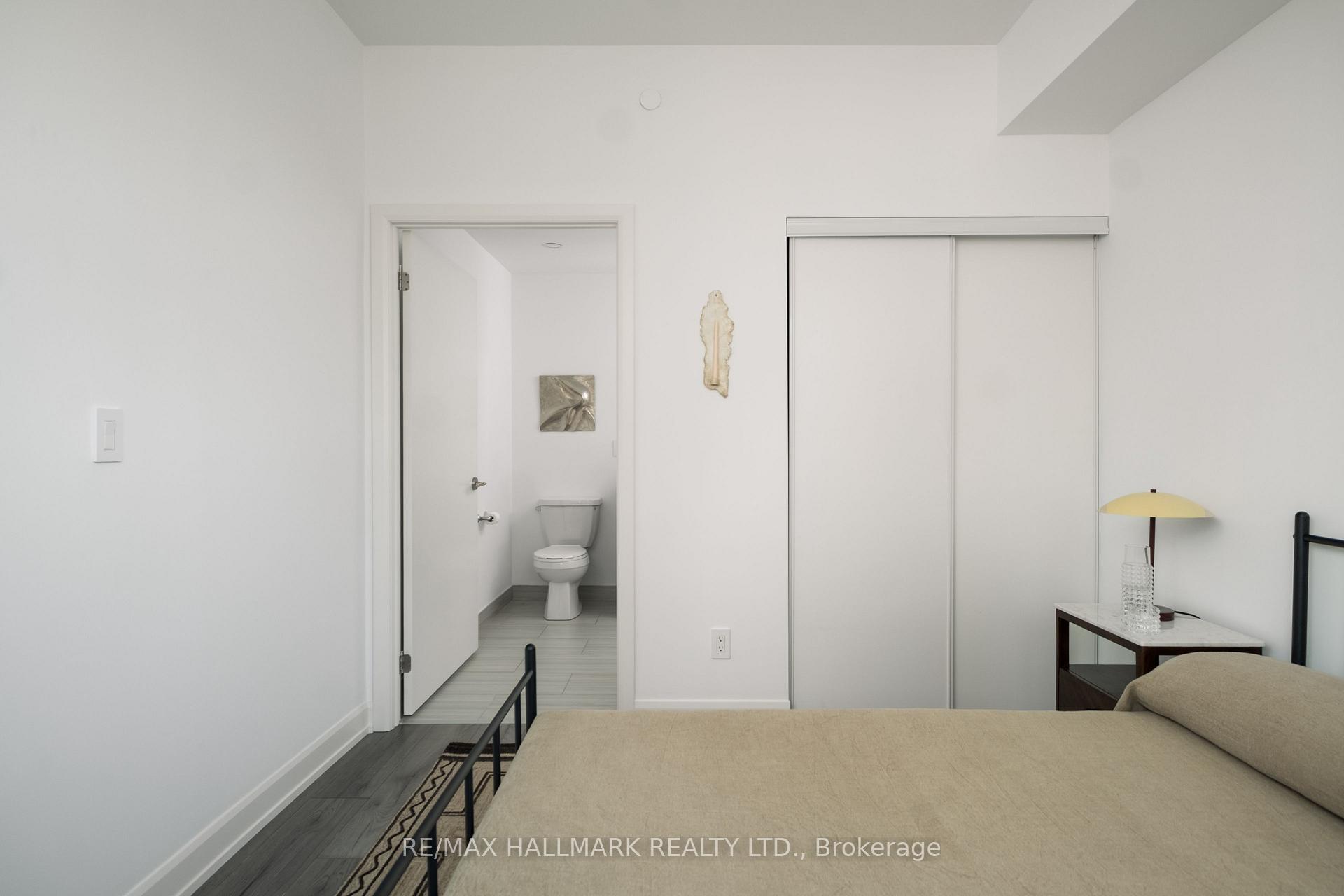 385 Osler Street N 406, Toronto Unit: 406