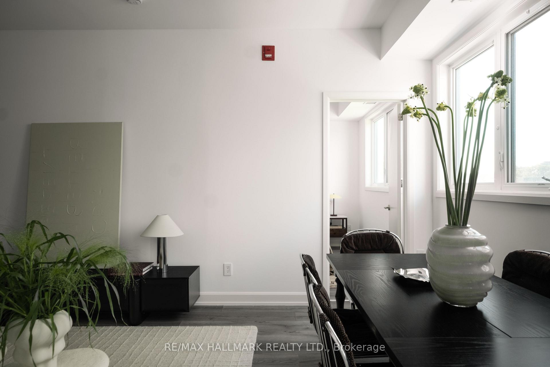 385 Osler Street N 406, Toronto Unit: 406