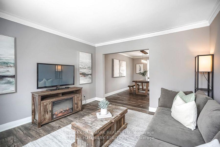 6 Thirty First Street UPPER, Toronto Unit: UPPER