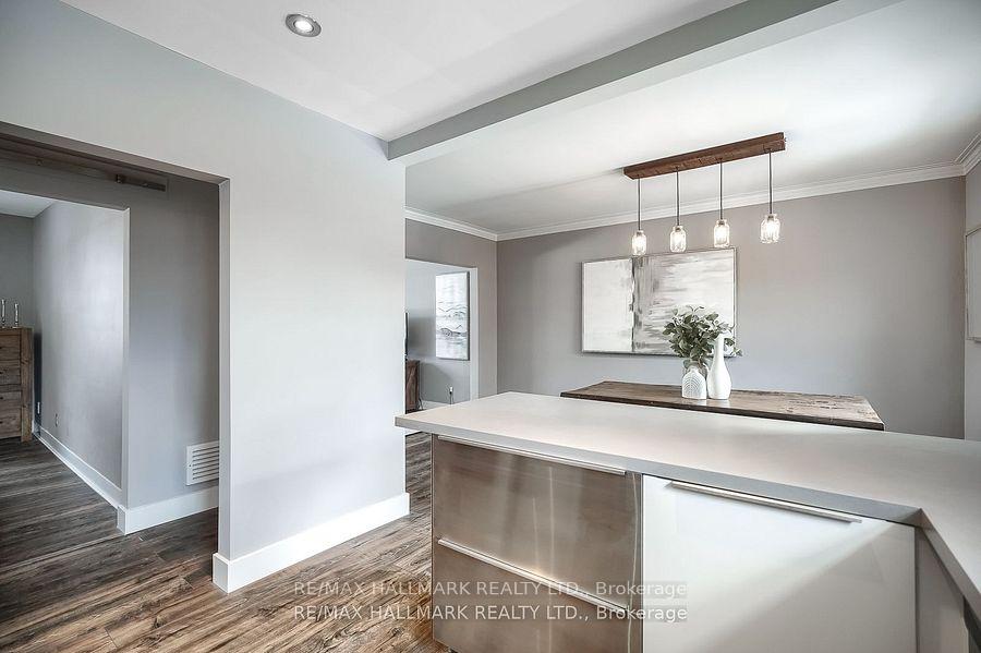 6 Thirty First Street UPPER, Toronto Unit: UPPER