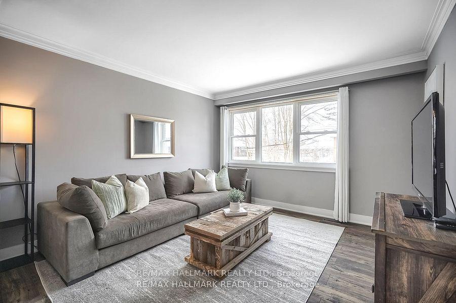 6 Thirty First Street UPPER, Toronto Unit: UPPER