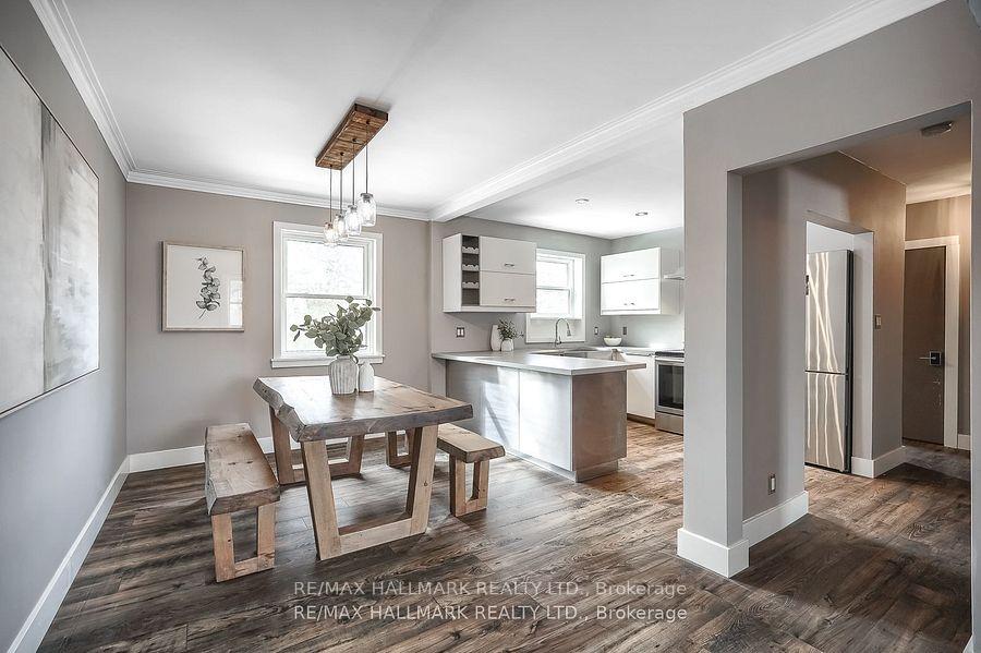 6 Thirty First Street UPPER, Toronto Unit: UPPER
