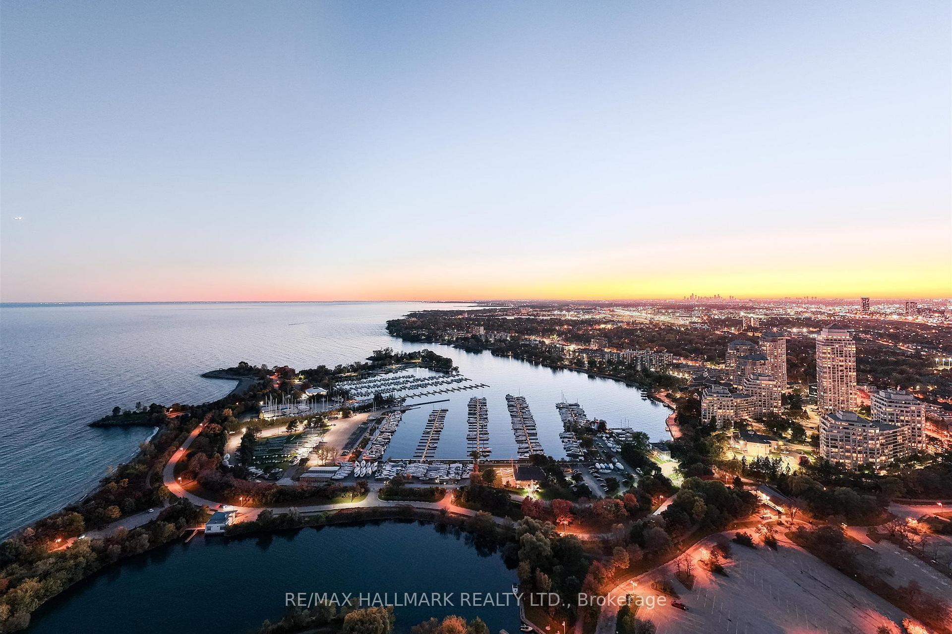 2267 Lakeshore Boulevard W 707, Toronto Unit: 707