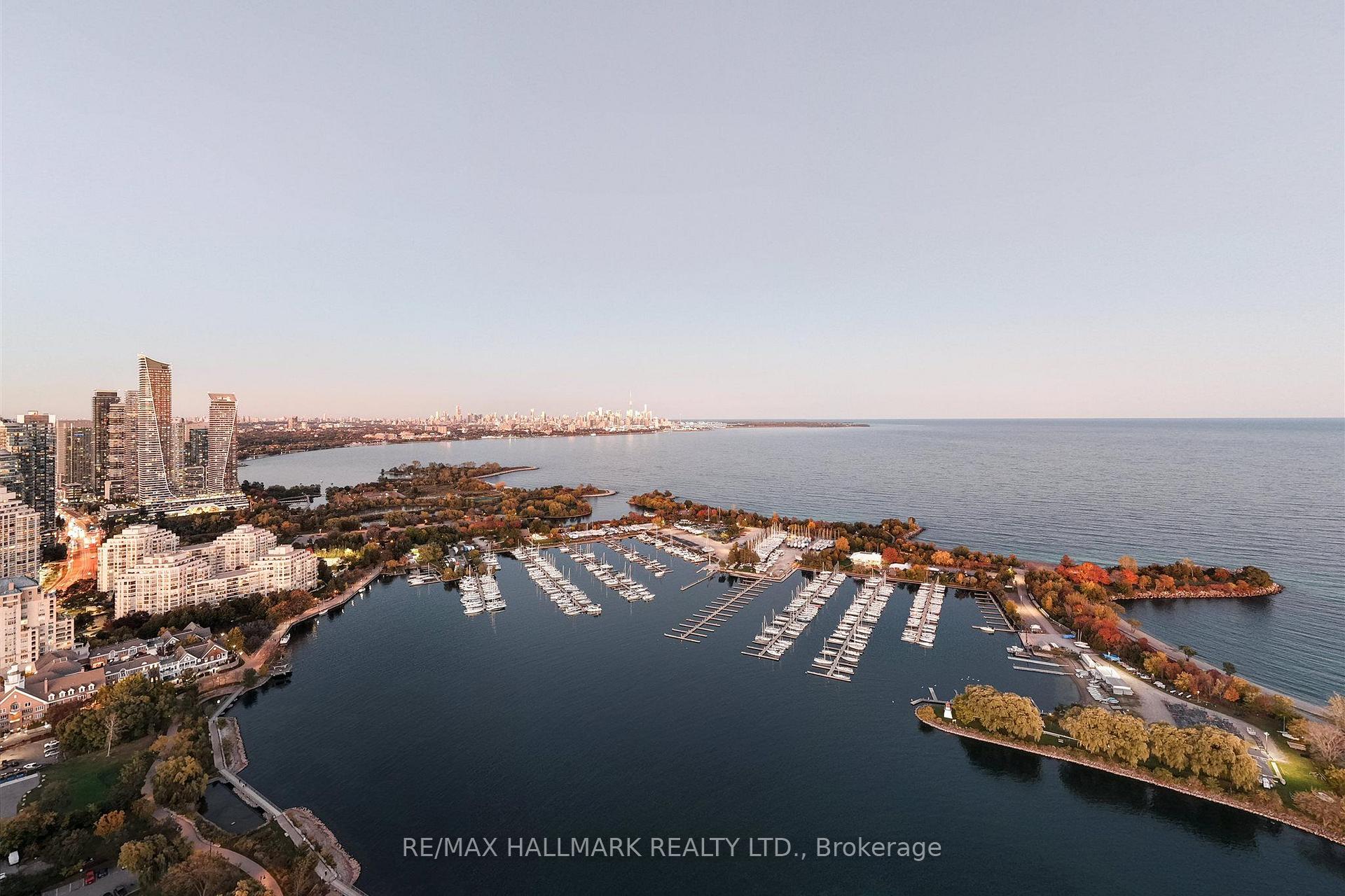 2267 Lakeshore Boulevard W 707, Toronto Unit: 707