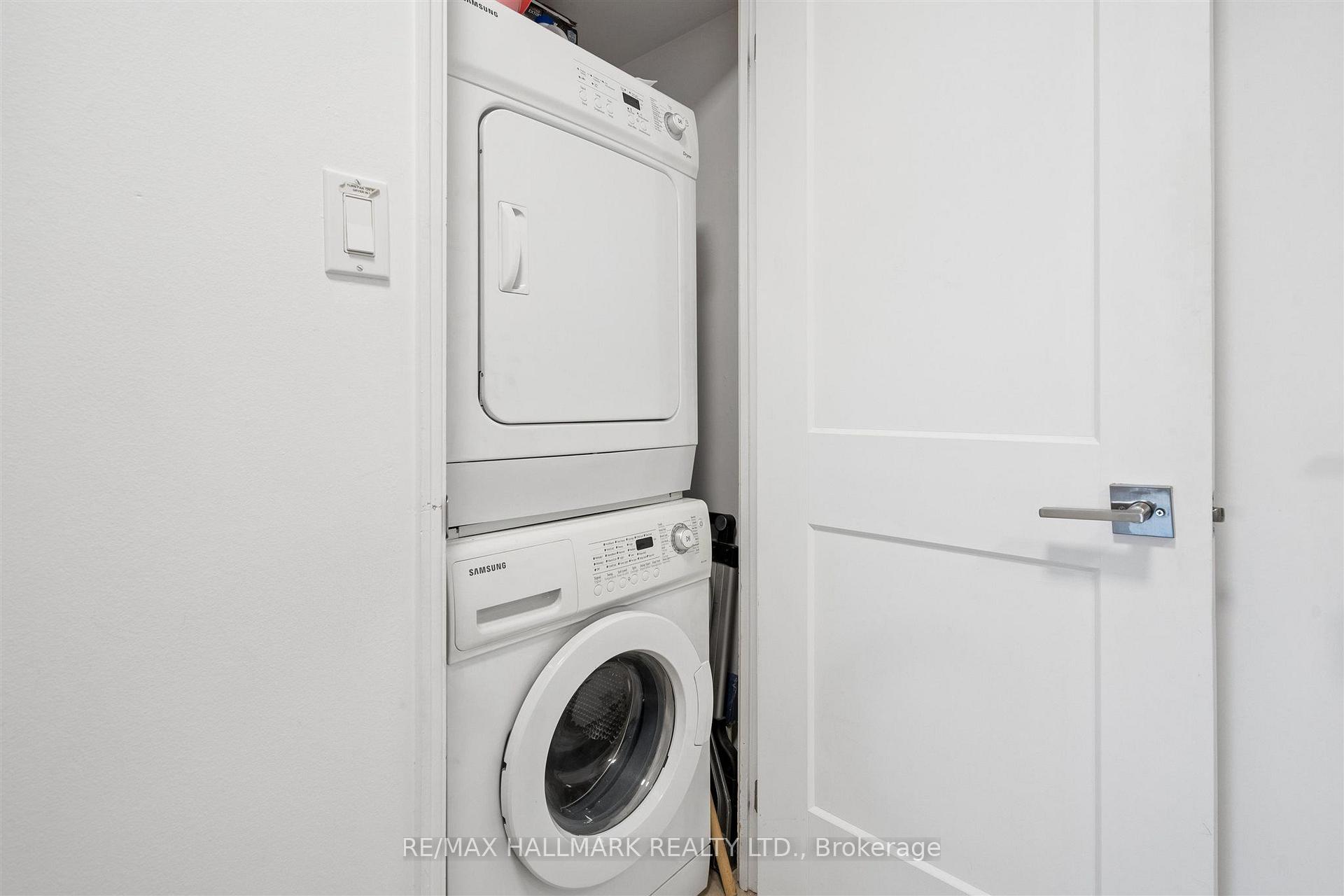 2267 Lakeshore Boulevard W 707, Toronto Unit: 707
