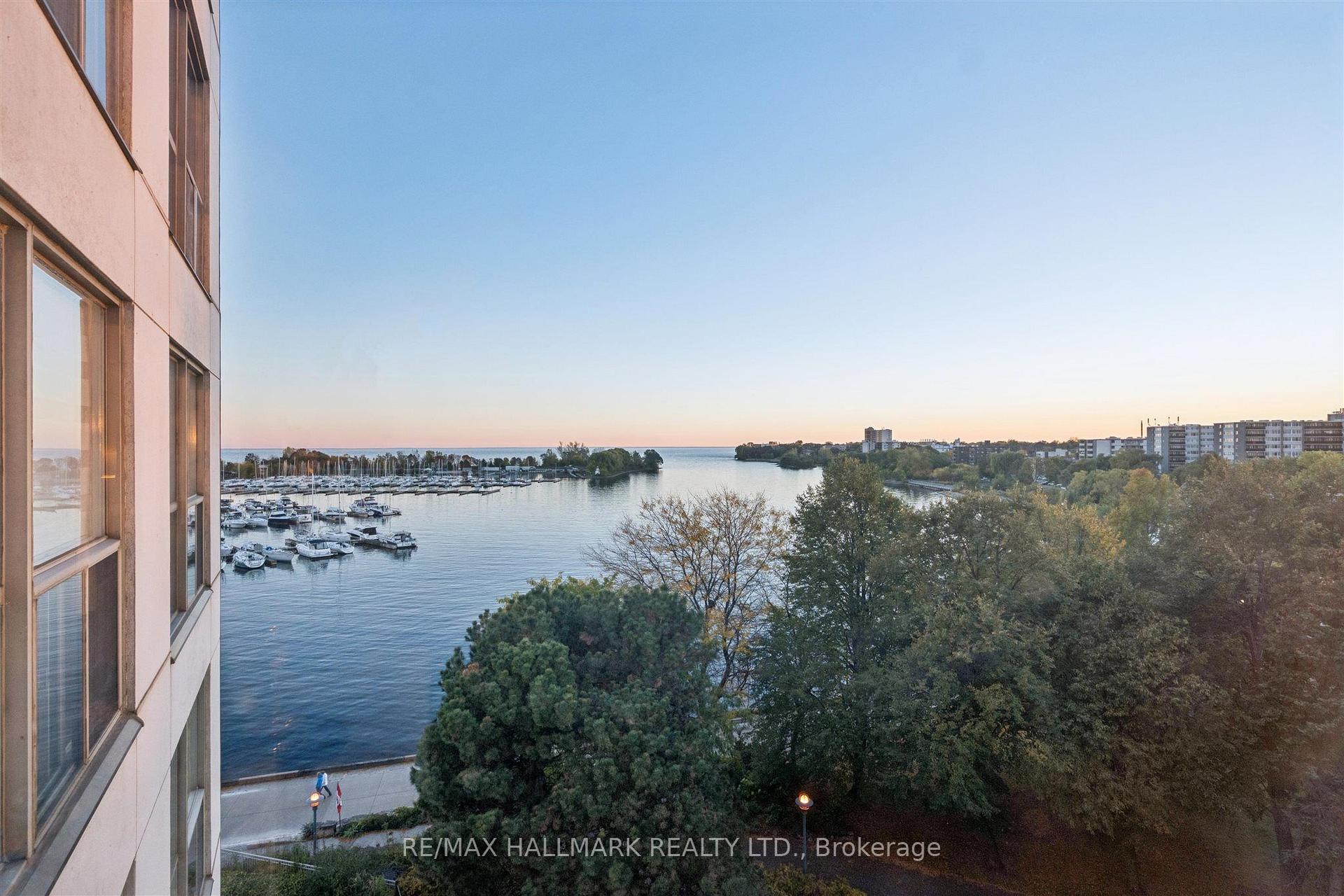 2267 Lakeshore Boulevard W 707, Toronto Unit: 707