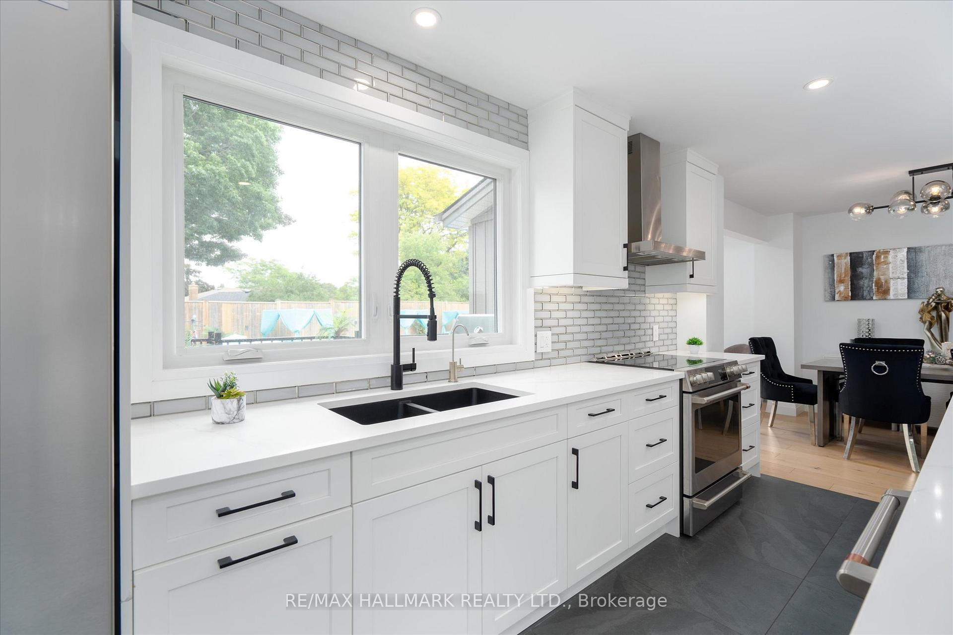 119 Charlotte Place