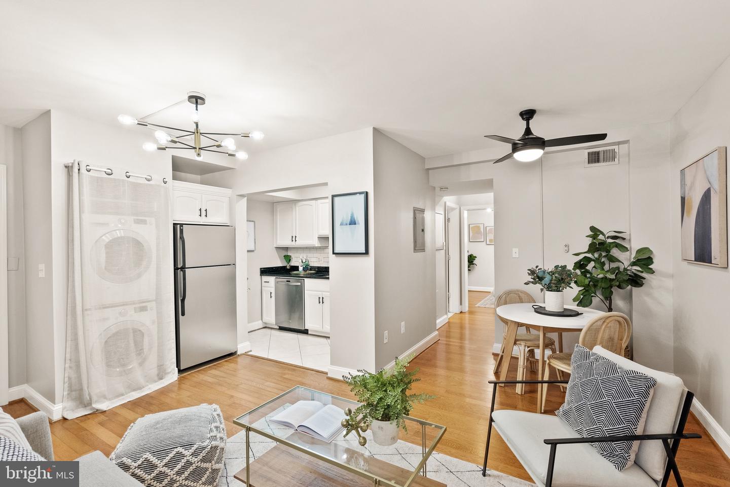 718 PARK ROAD NW Unit: 1