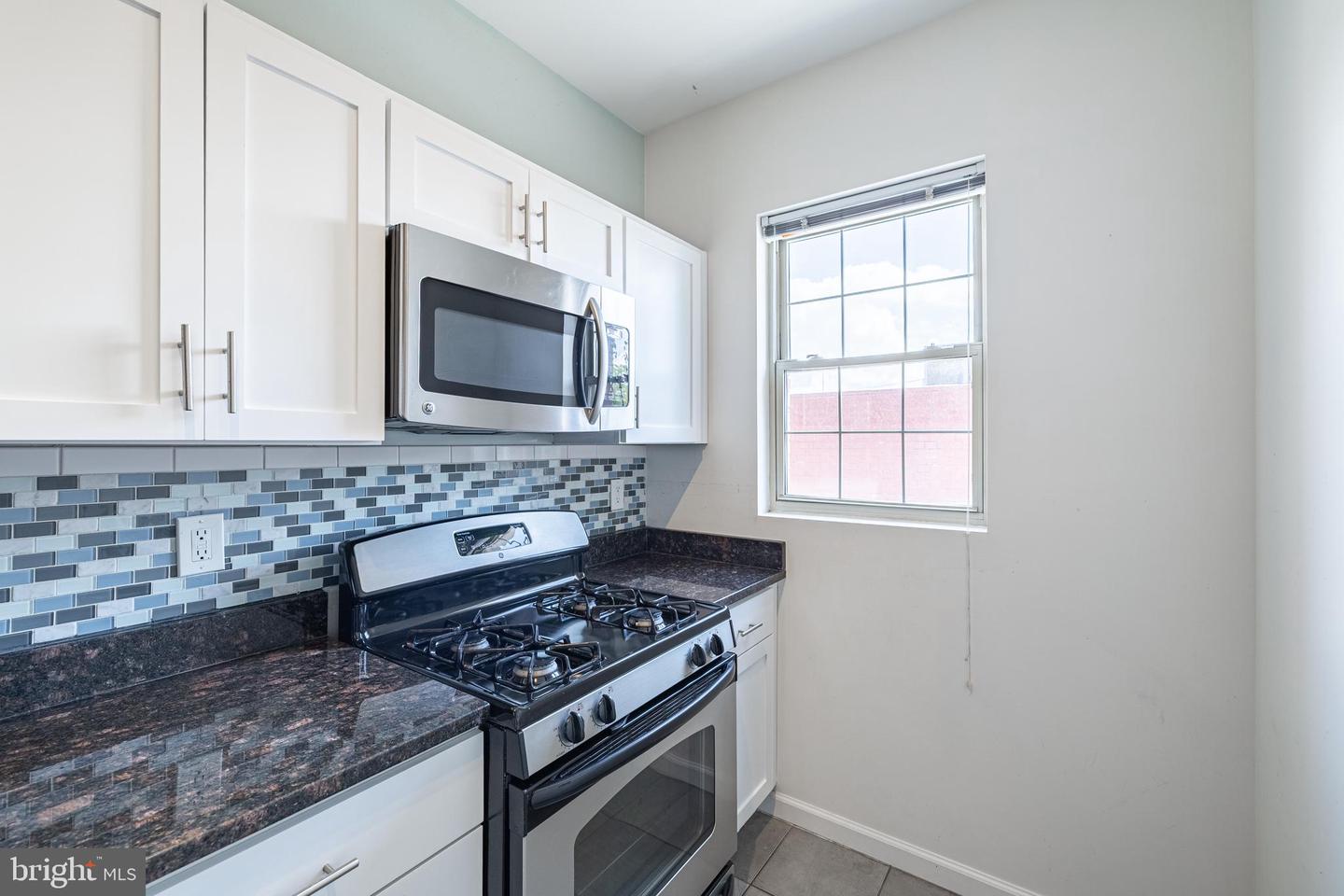 422 Butternut St NW #111