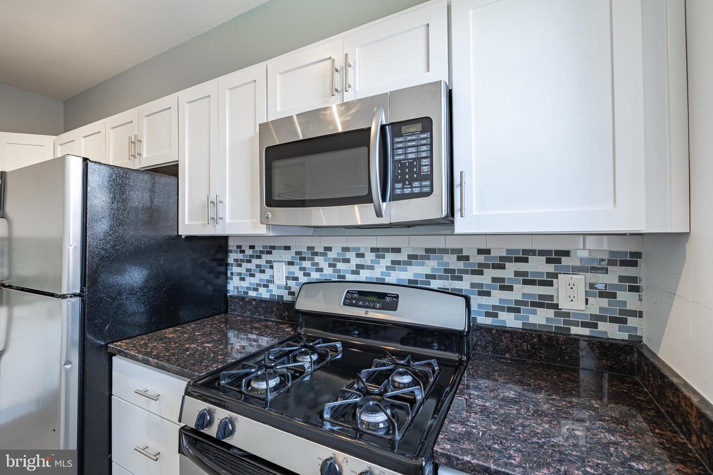 422 Butternut St NW #111