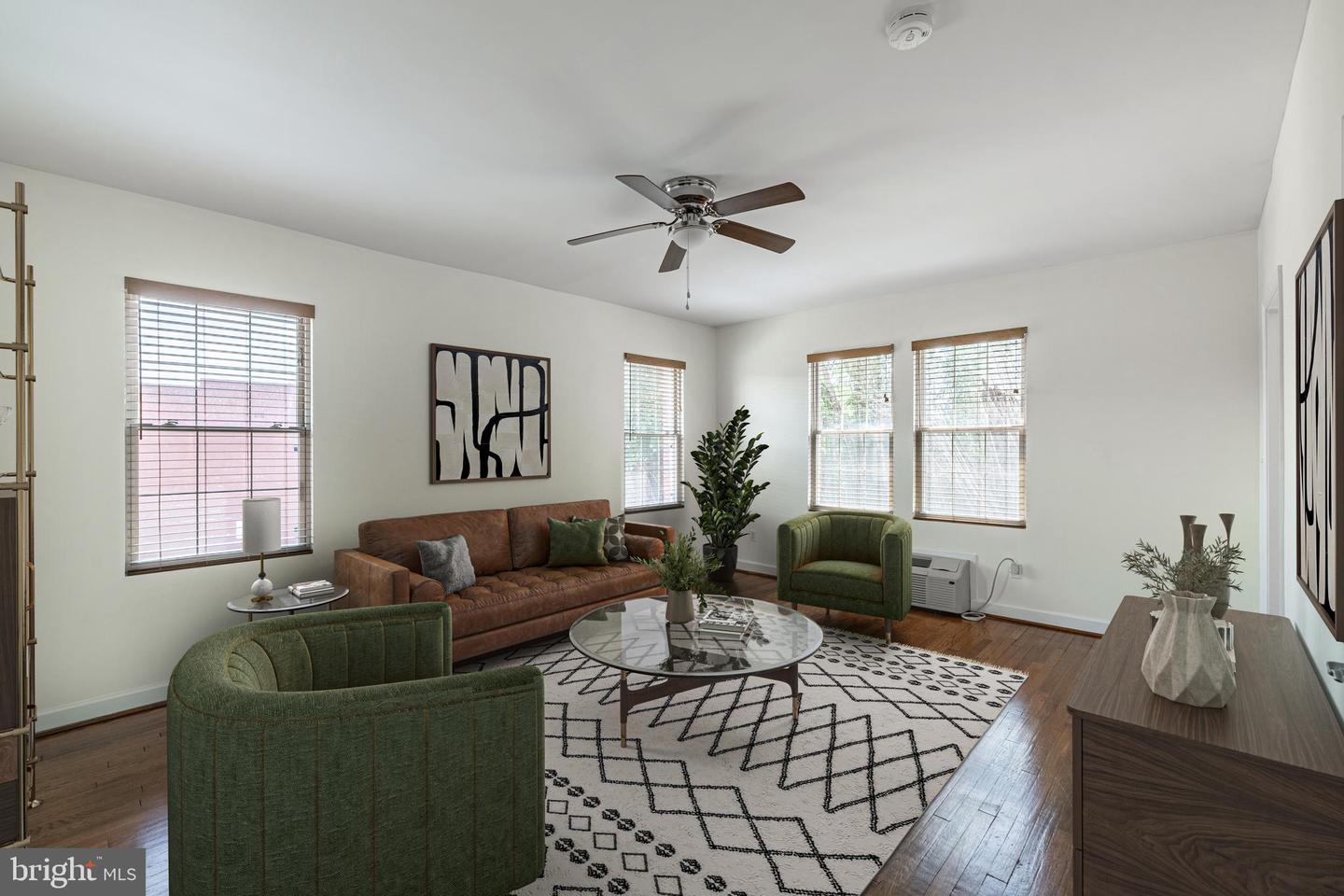 422 Butternut St NW #111