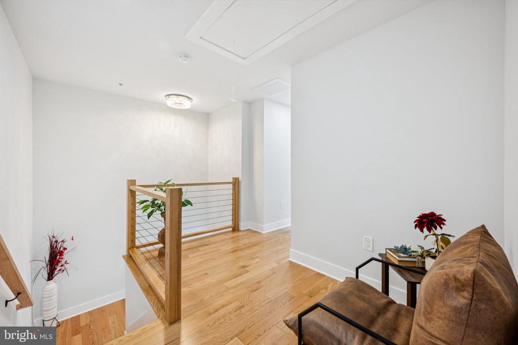 4928 ASTOR PLACE SE