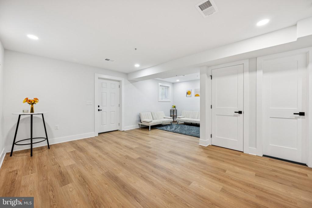 4928 ASTOR PLACE SE