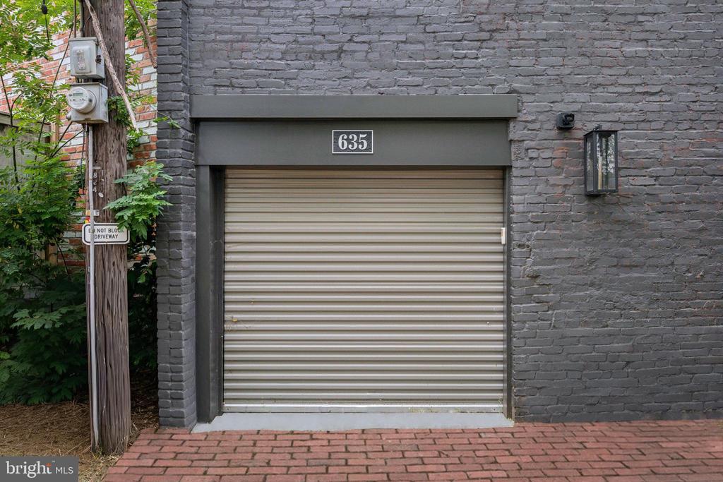 635 MARYLAND AVE NE
