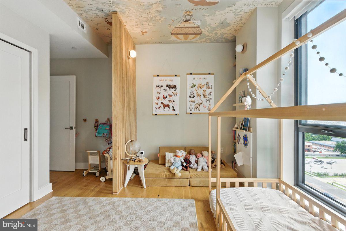 1211 VAN STREET SE PH-13B