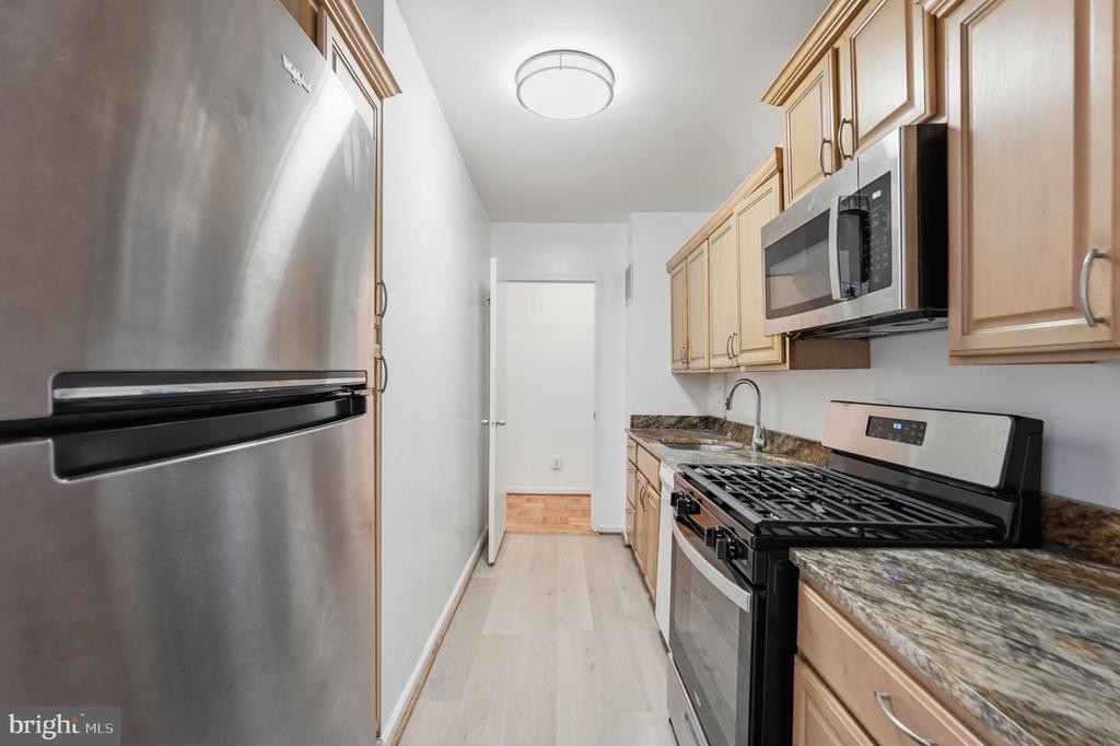 4000 TUNLAW ROAD NW Unit: 619