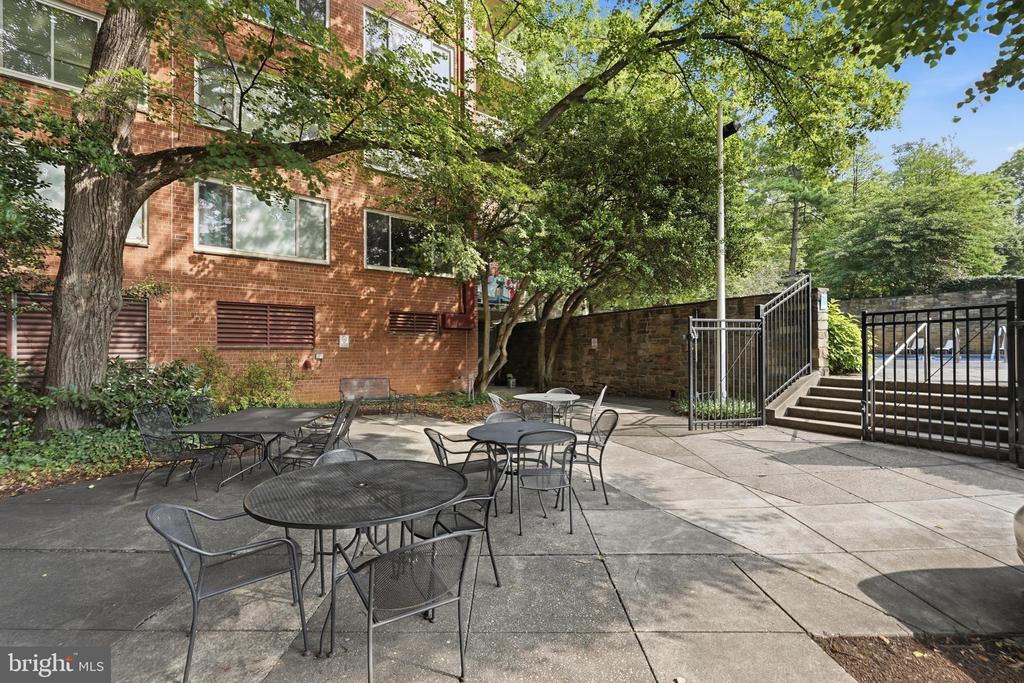 4000 TUNLAW ROAD NW Unit: 619