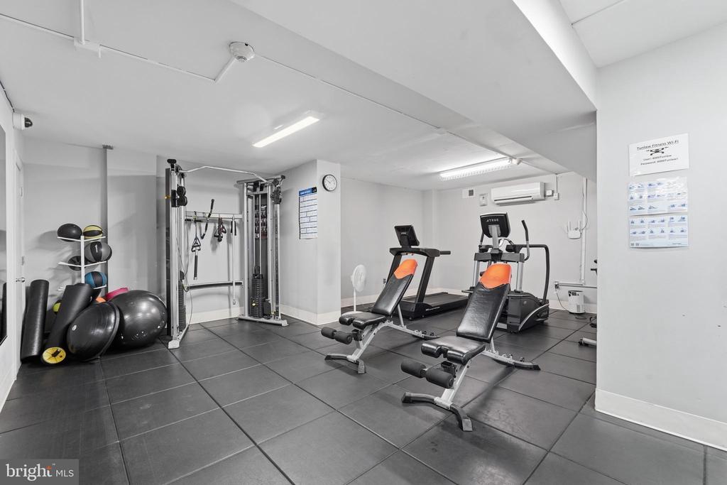 4000 TUNLAW ROAD NW Unit: 619