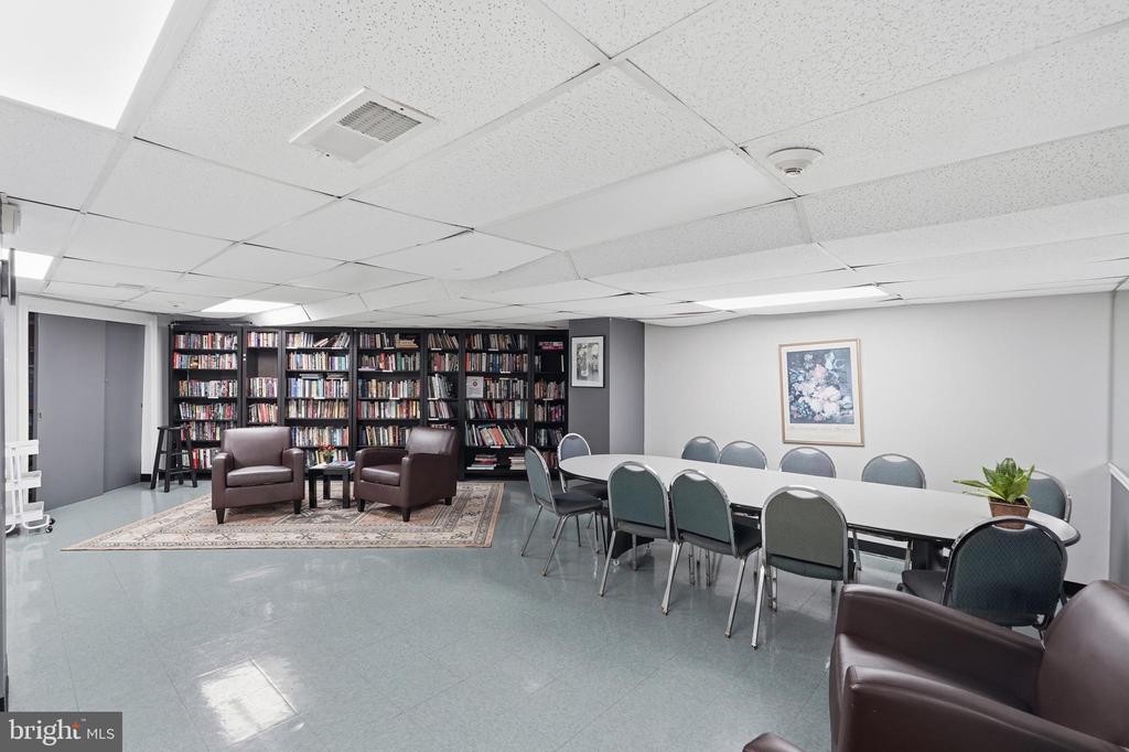 4000 TUNLAW ROAD NW Unit: 619