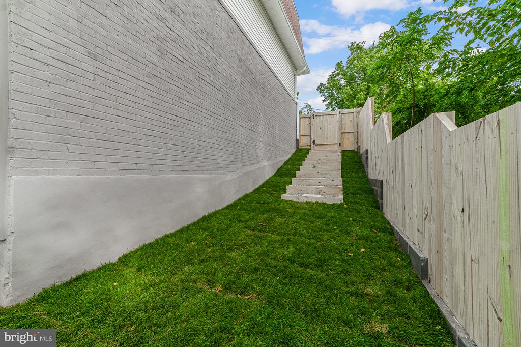157 WILMINGTON PLACE SE