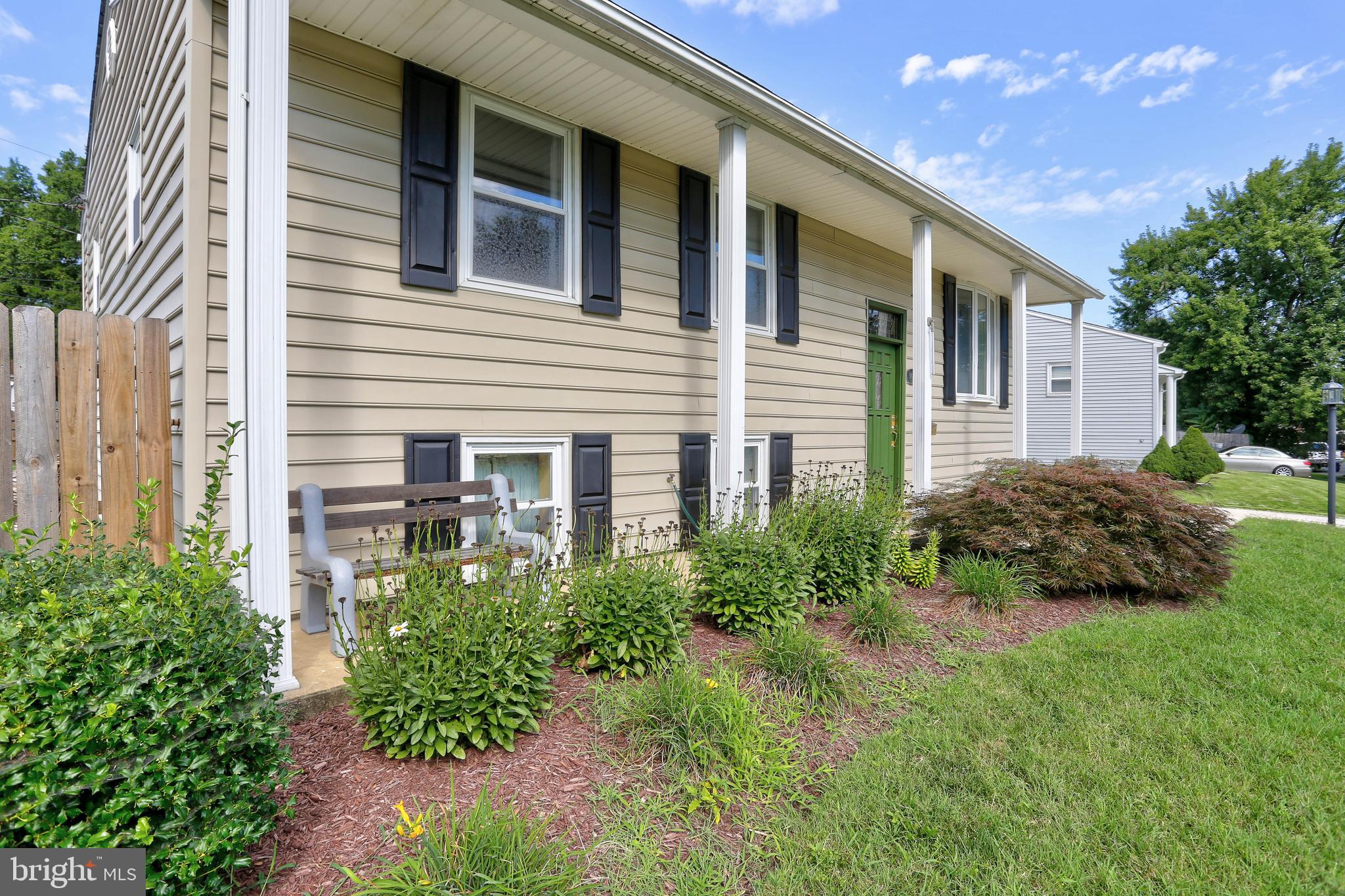 904 Shamrock COURT