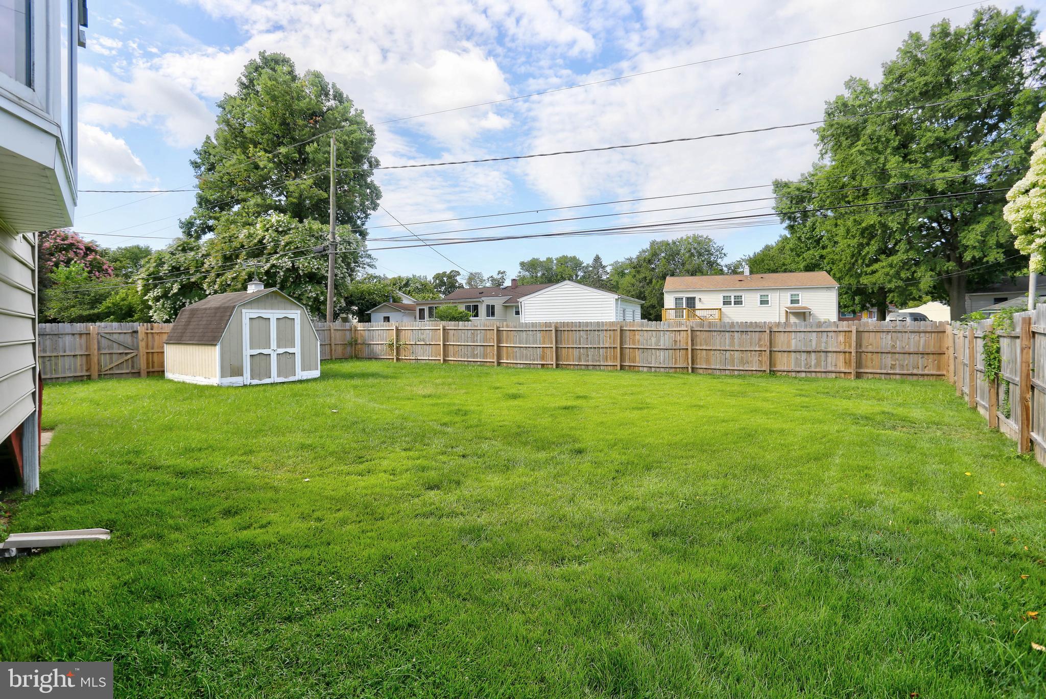 904 Shamrock COURT
