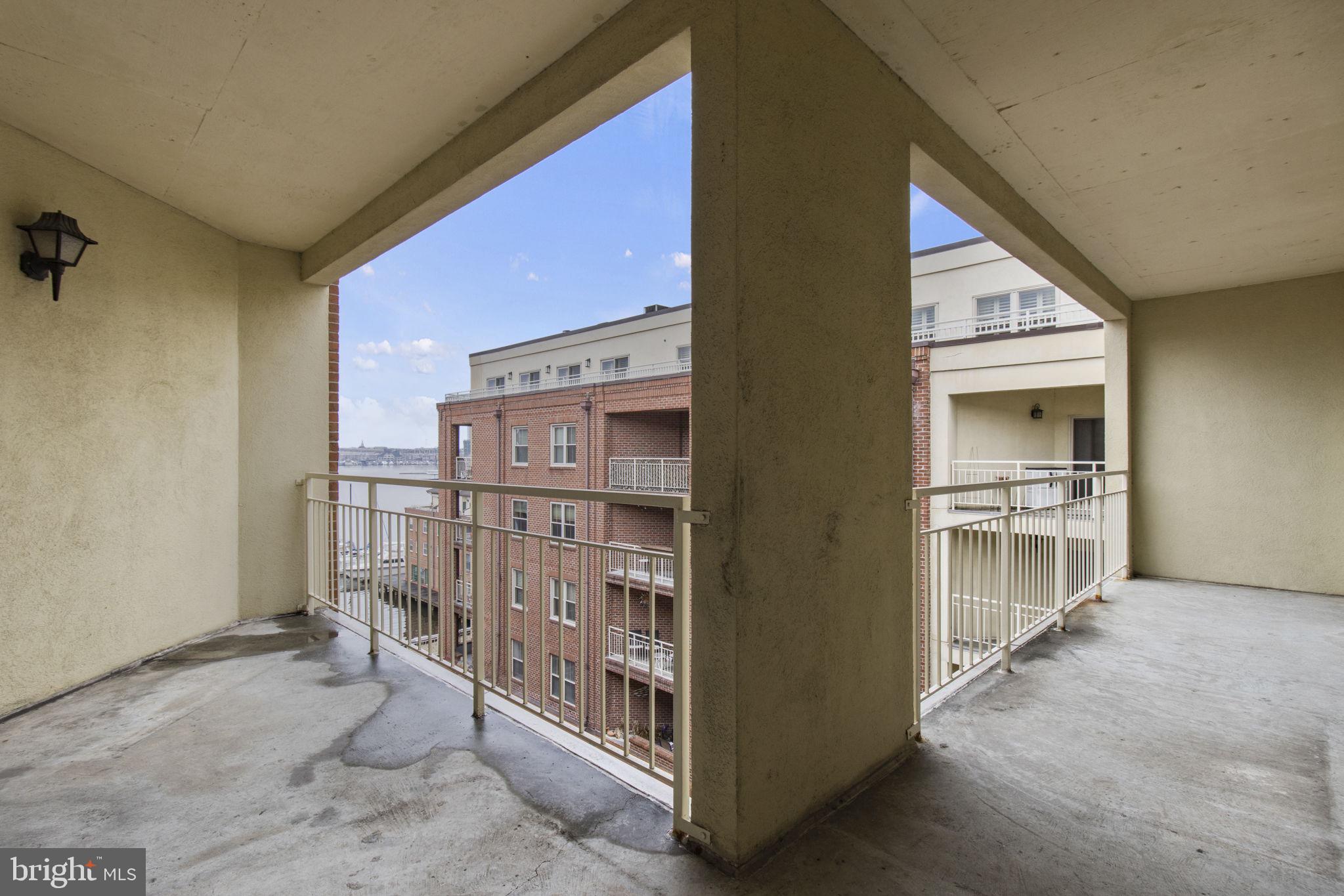 960 Fell St #605