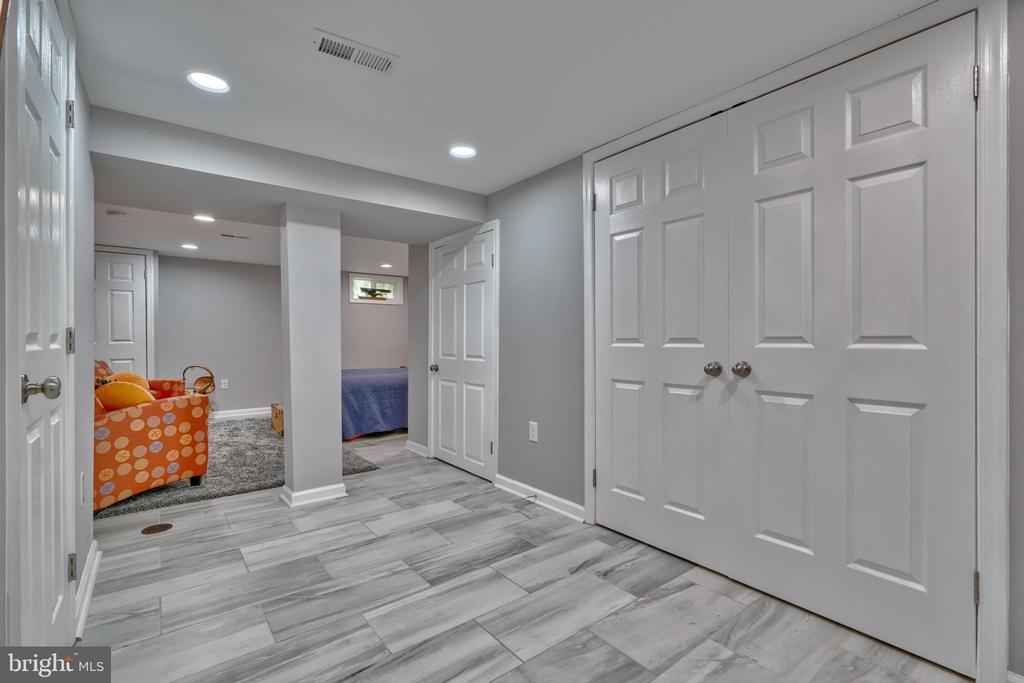 1819 Lydonlea Way