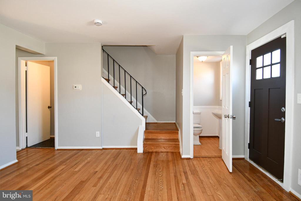 4223 Labyrinth Road