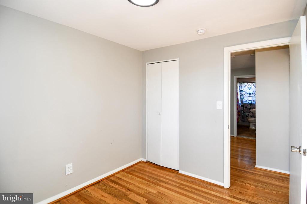 4223 Labyrinth Road