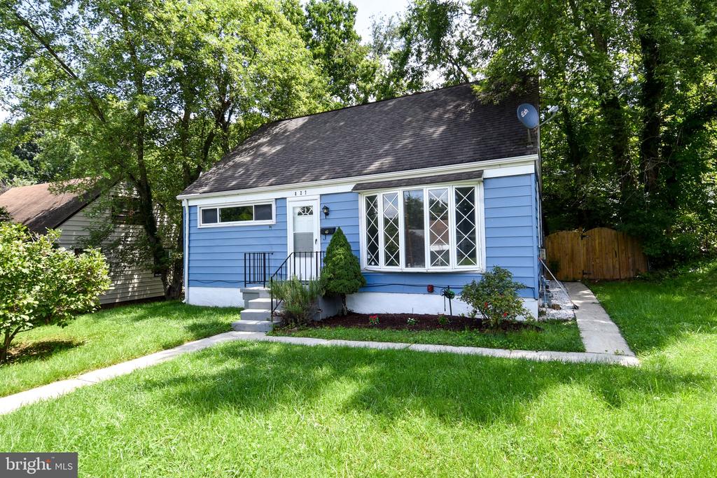 827 TEMPLECLIFF RD