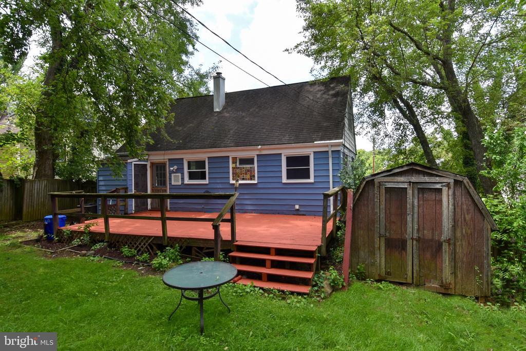 827 TEMPLECLIFF RD