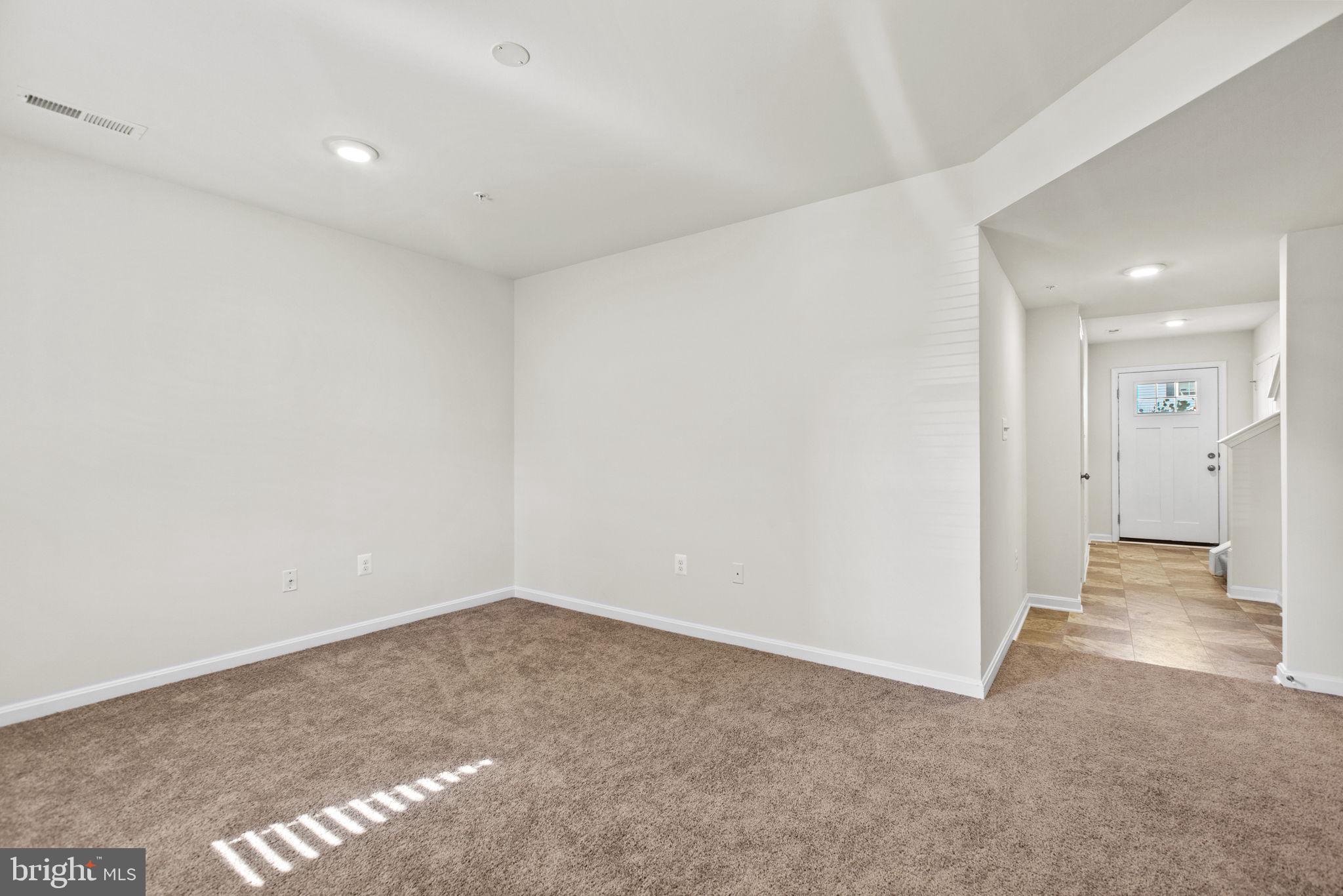 302 Carbine STREET